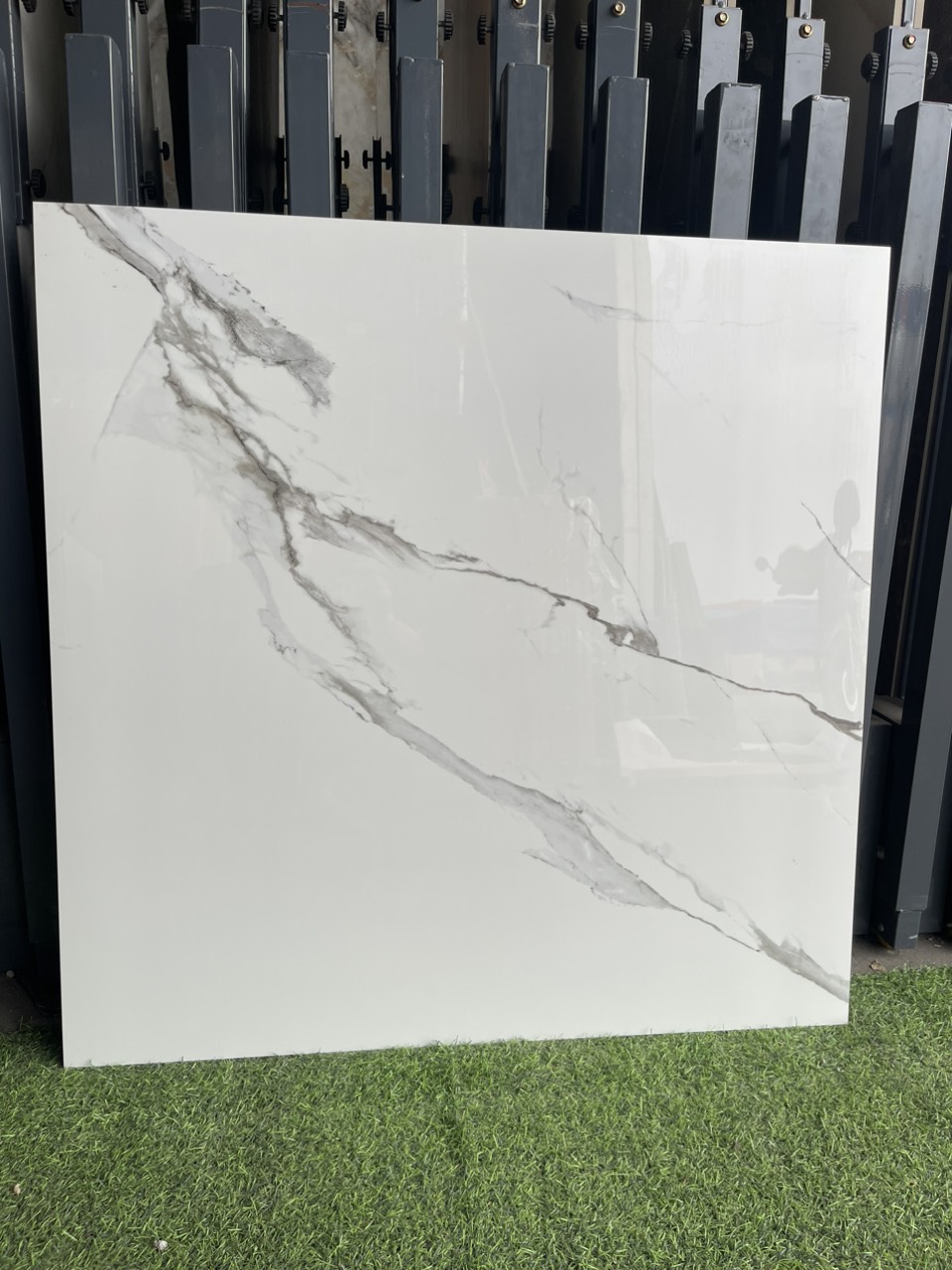 800X800 ALFIO WHITE (1) 800X800 ALFIO WHITE 1