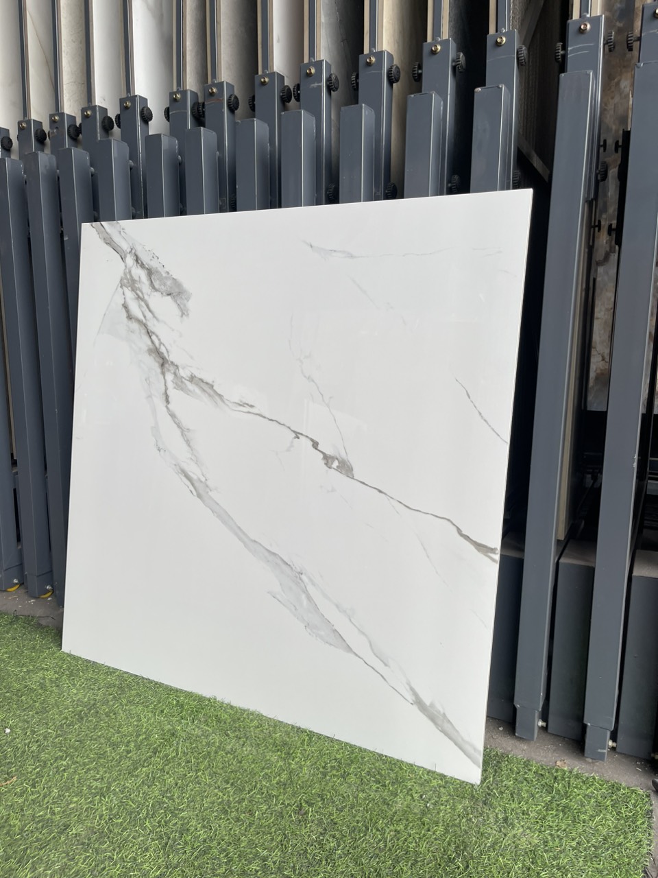 800X800 ALFIO WHITE (2) 800X800 ALFIO WHITE 2